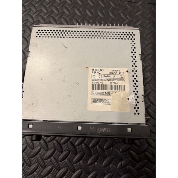 Saturn Audio Equipment Radio Am-fm-cd Player With MP3 6 Disc Fits 05 ION 720757 - Picture 2 of 7